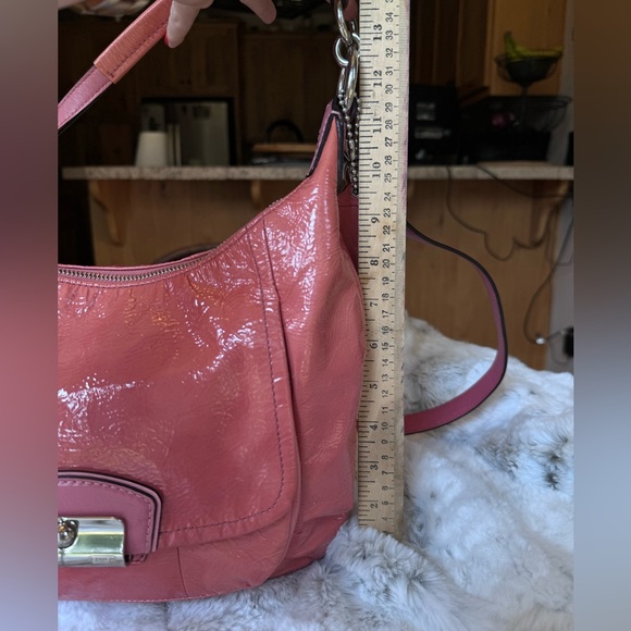 COACH 19299 KRISTIN PATENT LEATHER ROSE HOBO/CROSSBODY/SHOULDER BAG - Picture 6 of 13